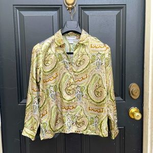C.D.Petites button down shirt size S